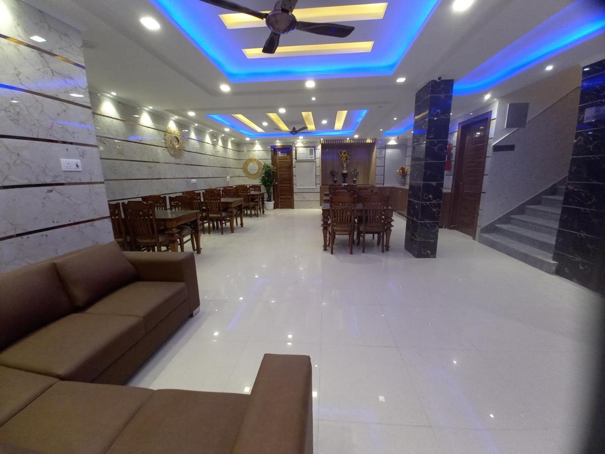 Hotel Festival Mahipalpur Delhi Airport - Near Delhi Aerocity Nova Deli Exterior foto